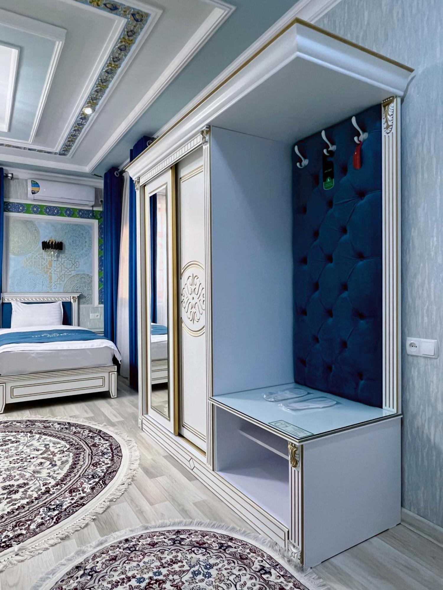 Diplomat Premium Samarkand Exterior foto