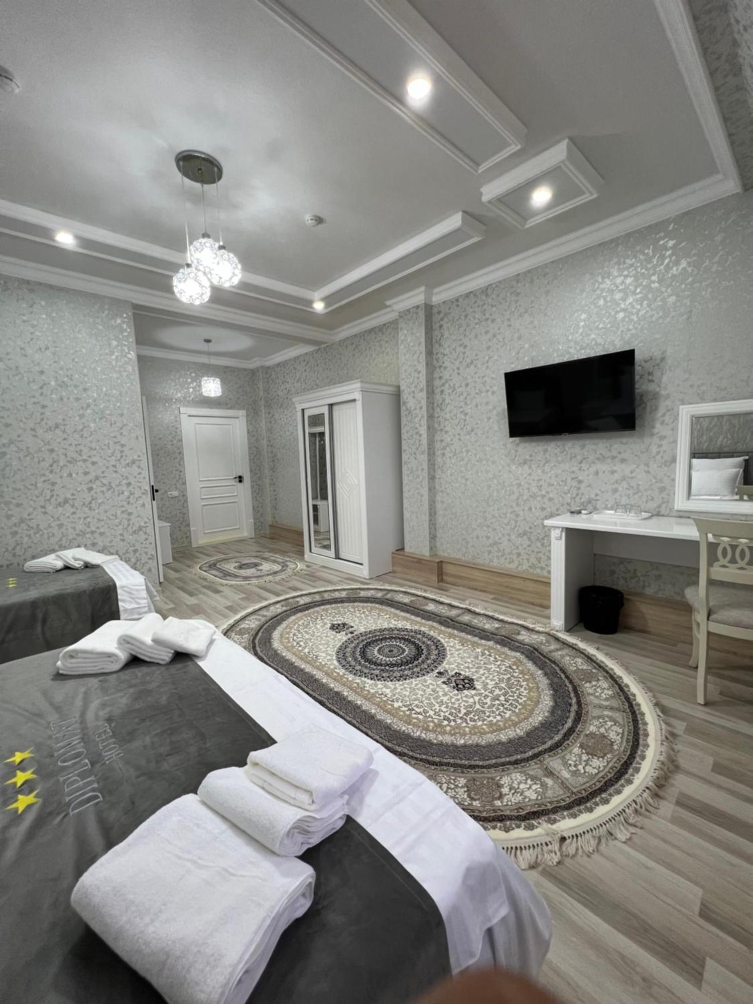 Diplomat Premium Samarkand Exterior foto