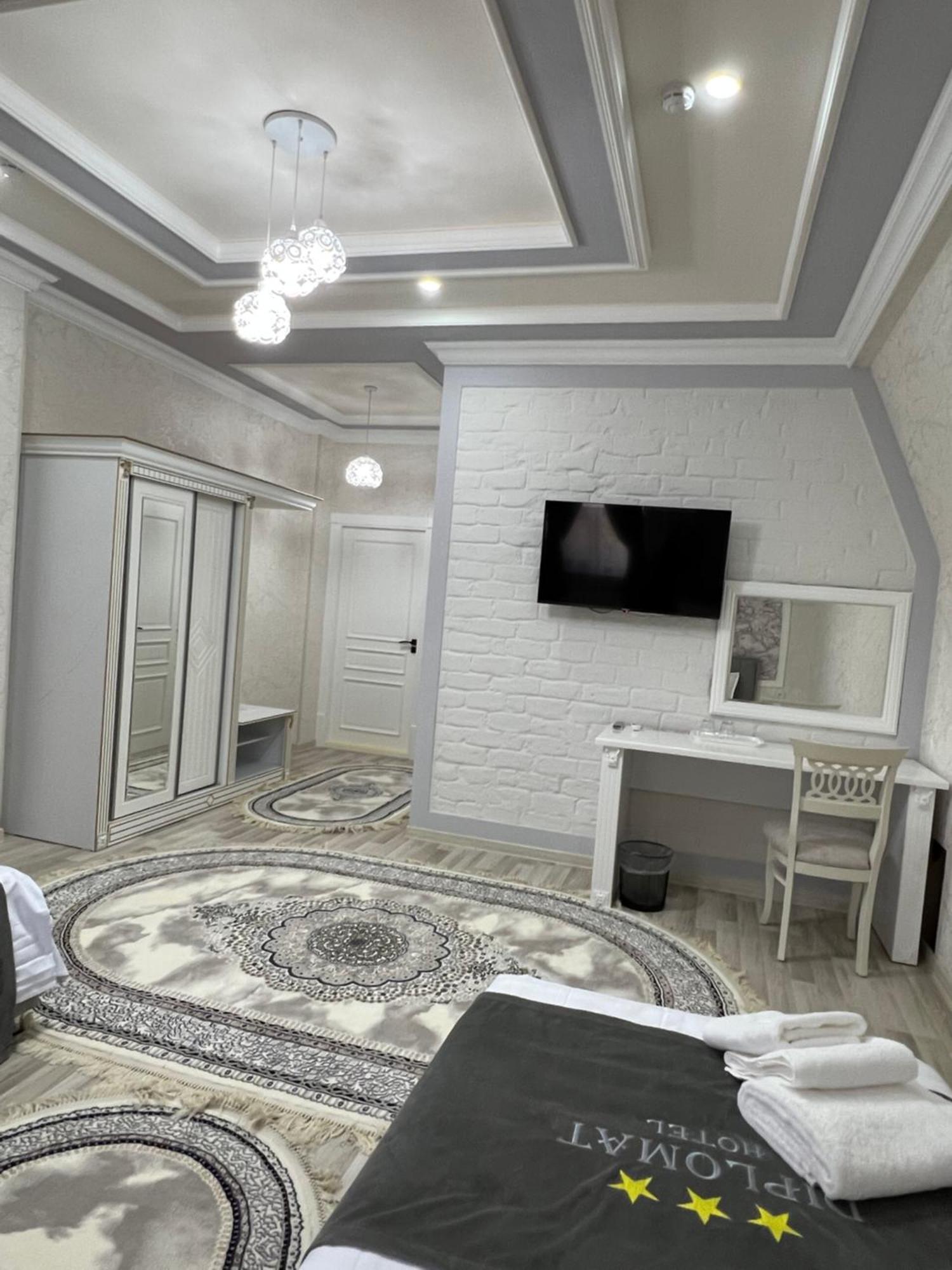 Diplomat Premium Samarkand Exterior foto
