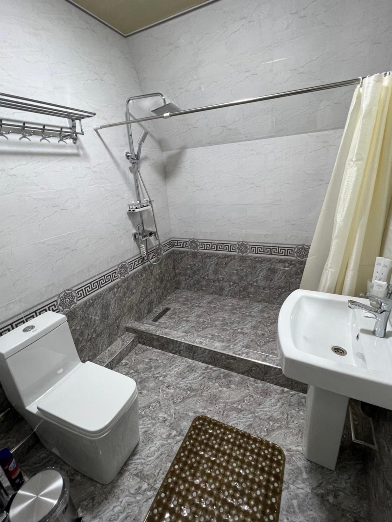 Diplomat Premium Samarkand Exterior foto